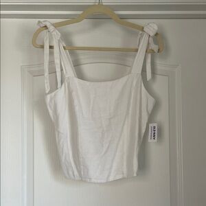 NWT Old Navy size small white top with tie straps